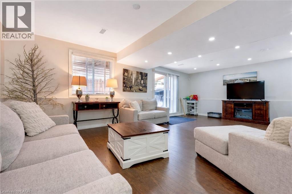 183 BUSH CLOVER Crescent - 25