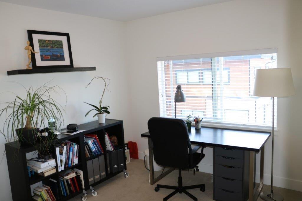 15 15688 28 AVENUE, Surrey