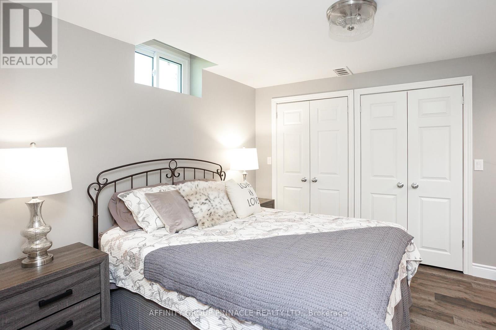 9 O'CONNELL COURT - 36