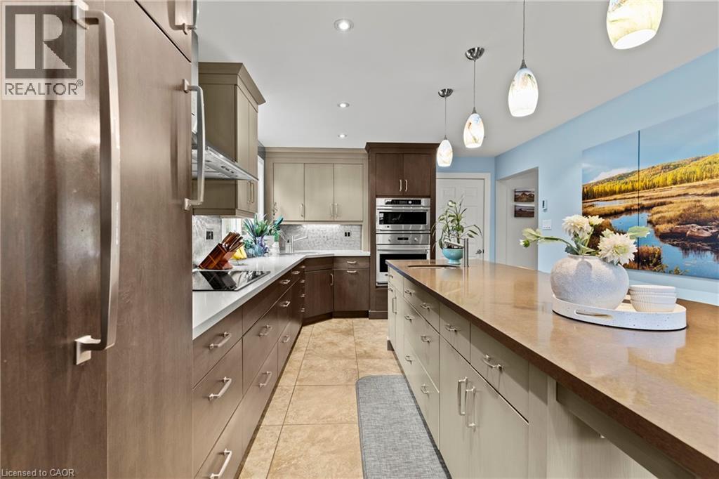 1189 LAMBETH Road, Oakville, Ontario, L6H2C9 — Photo 4