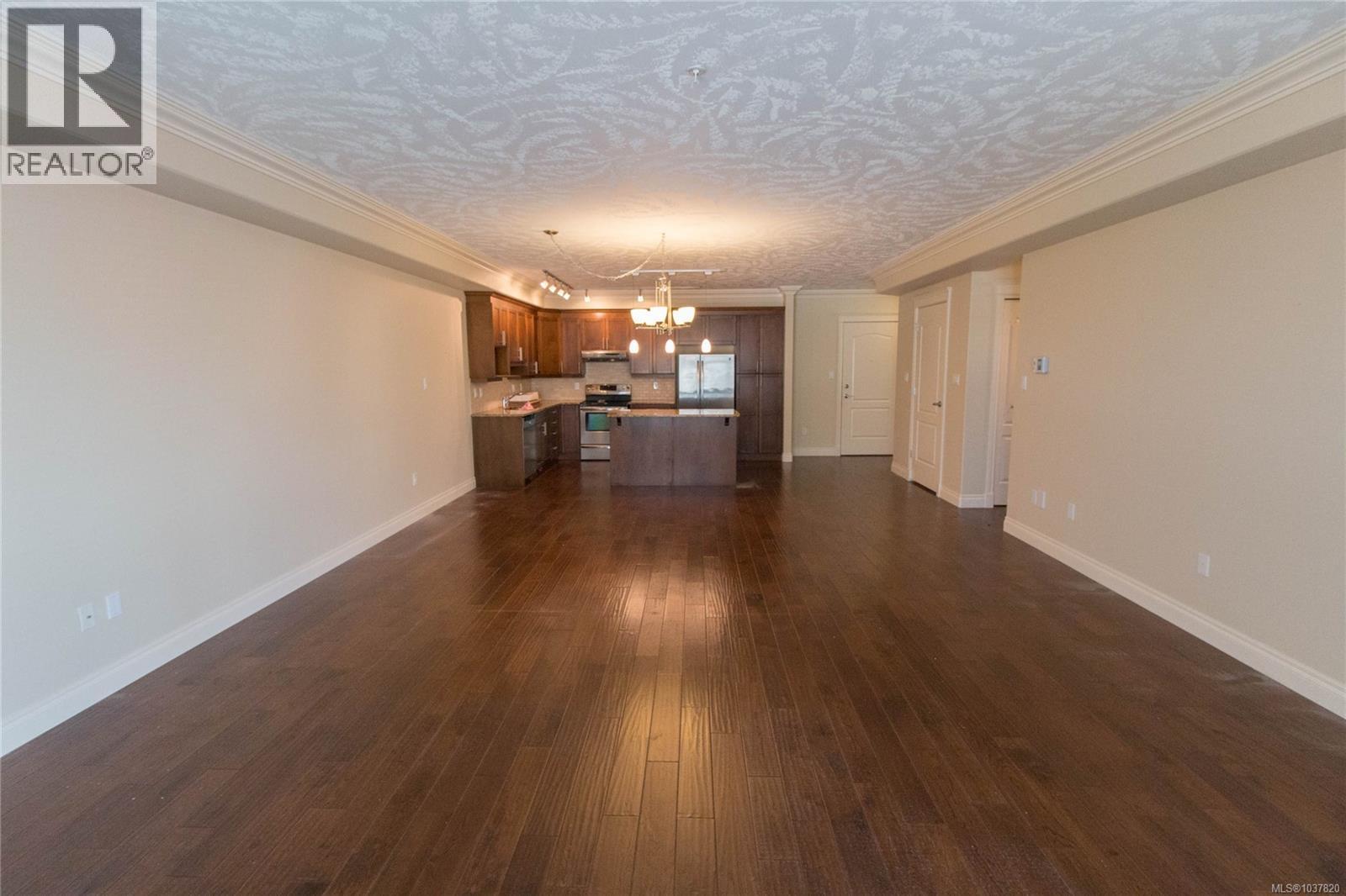 #636 3666 Royal Vista Way - 4