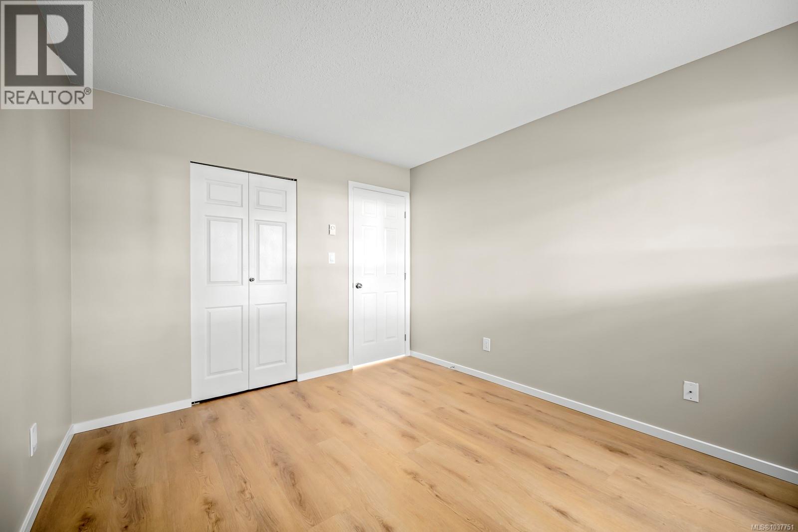 101B 698 Aspen Rd, Comox