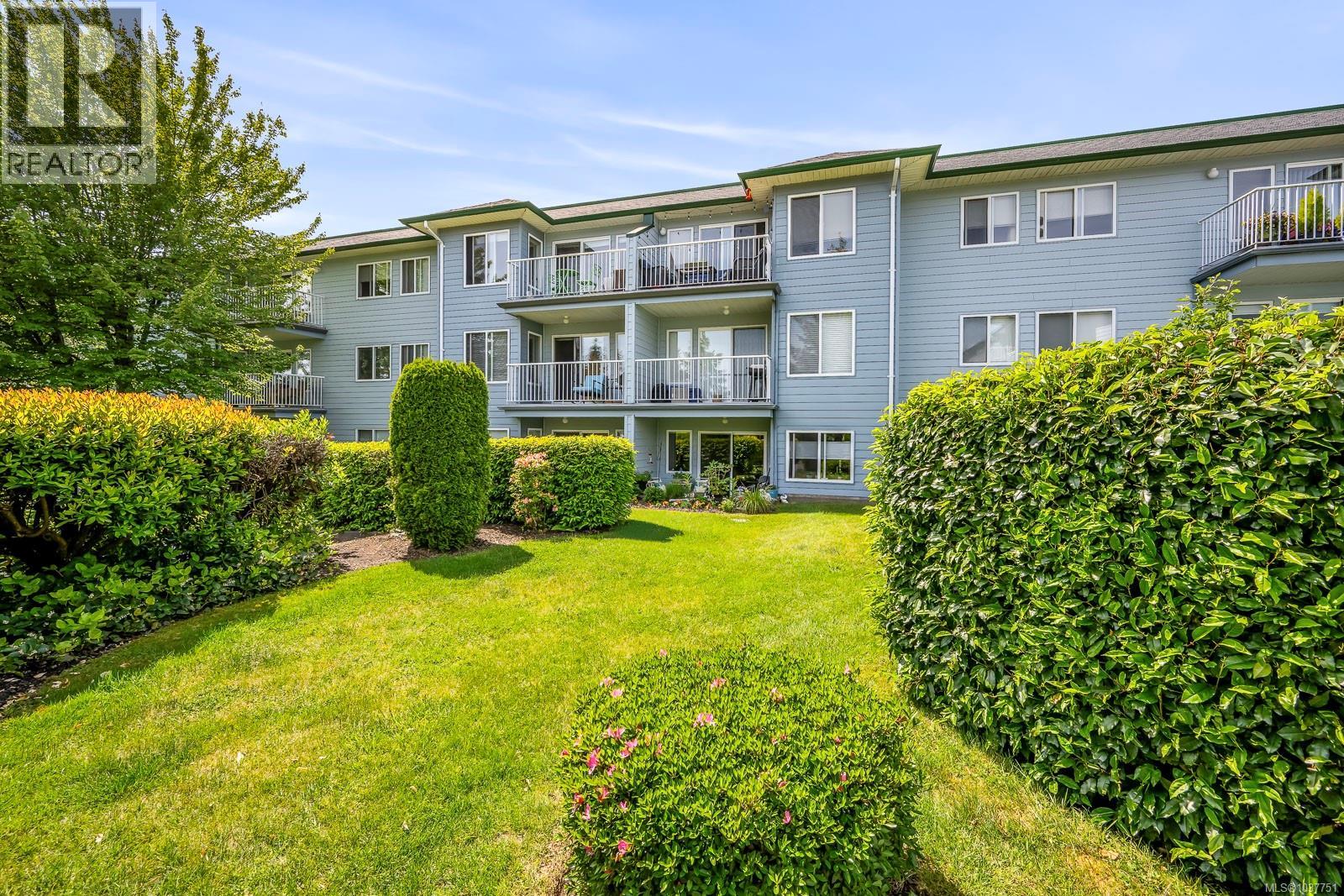 101B 698 Aspen Rd, Comox