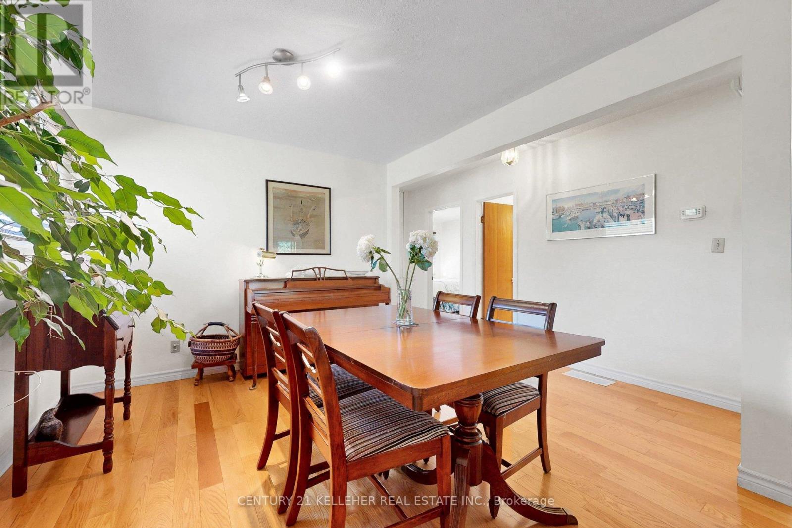 1065 SIERRA BOULEVARD S - 18