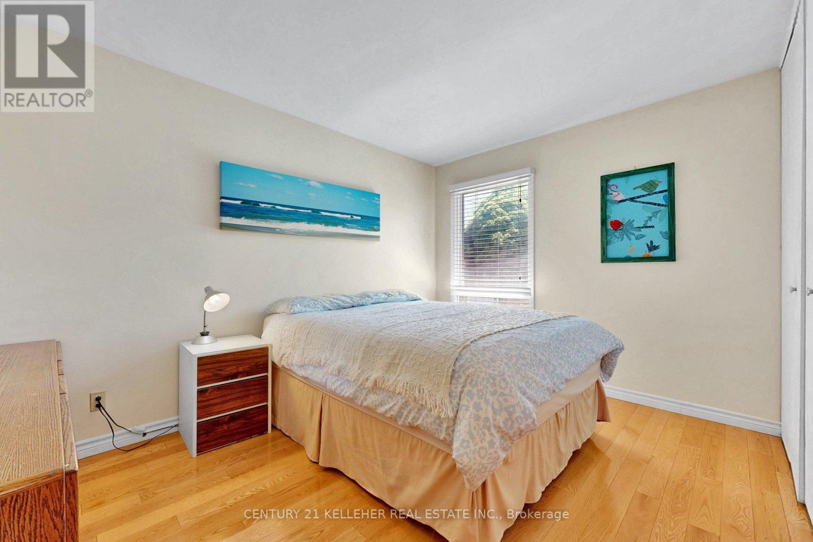 1065 SIERRA BOULEVARD S - 23