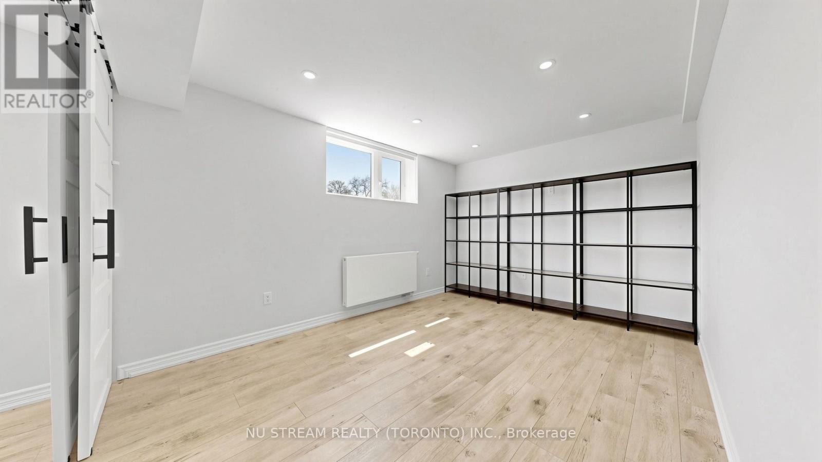 55 SUNVALE DRIVE - 36