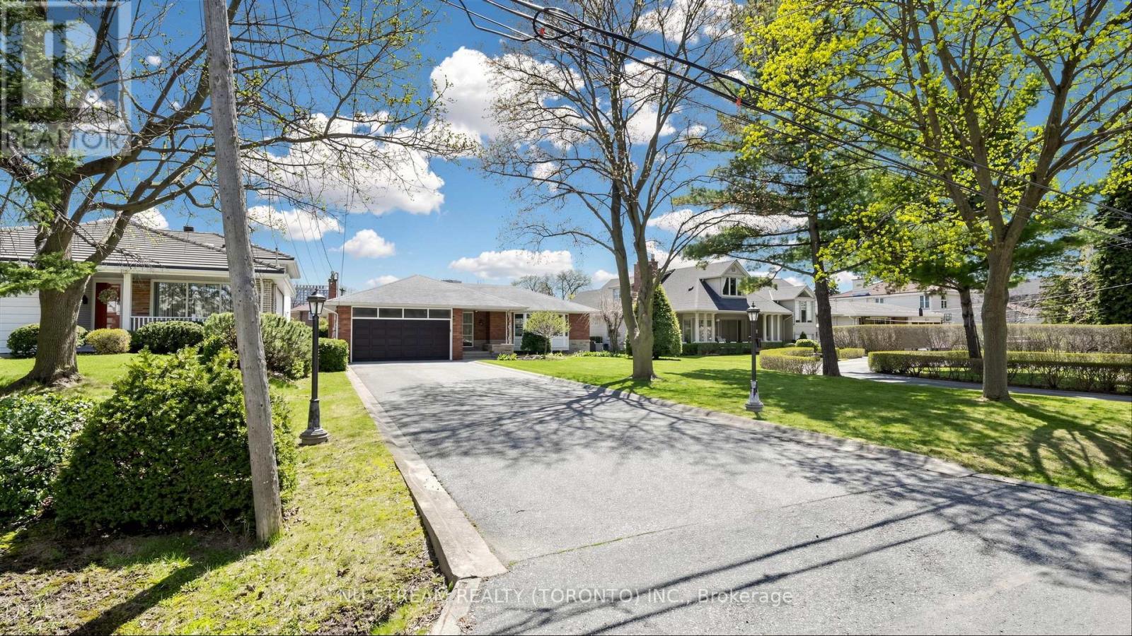 55 SUNVALE DRIVE - 4
