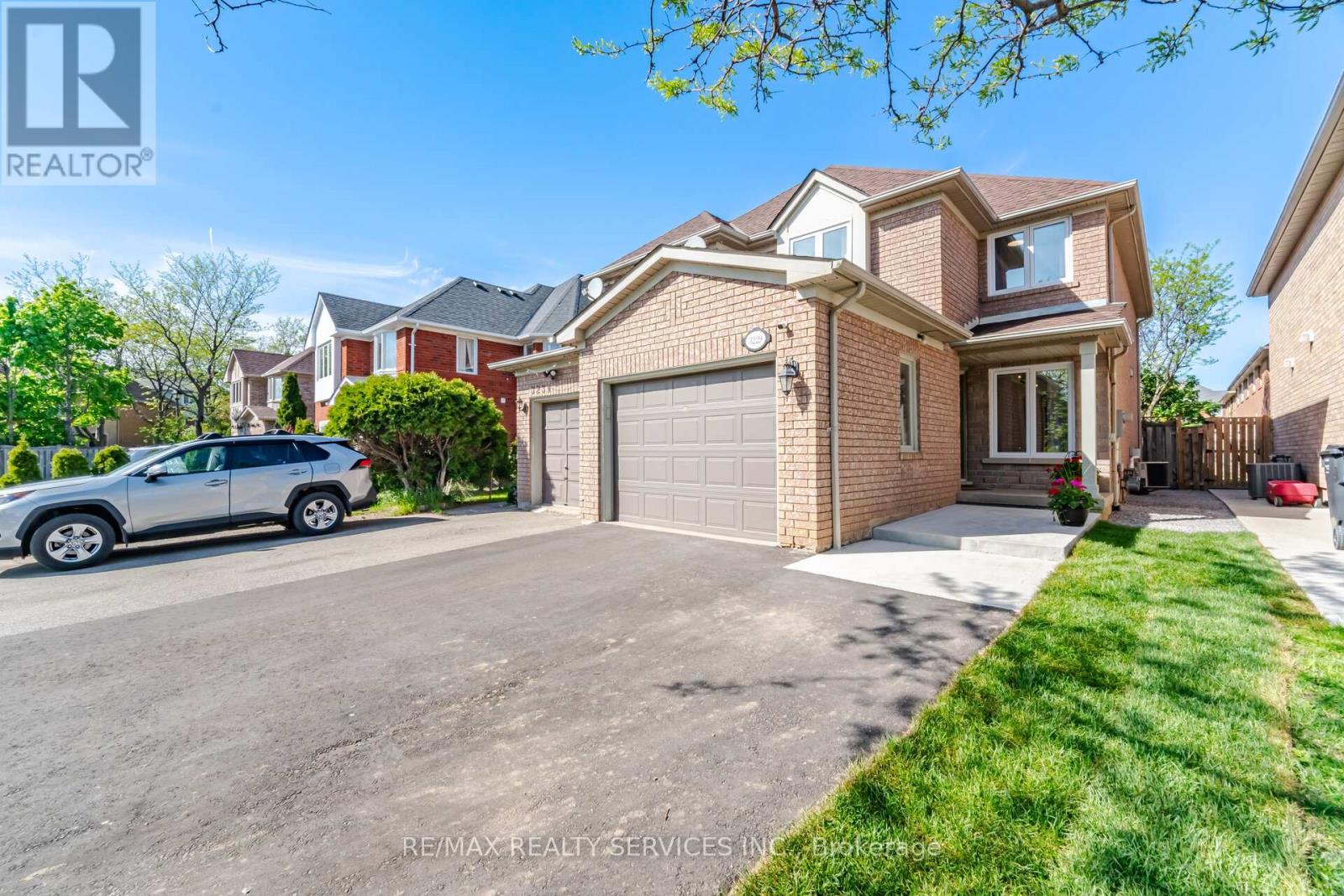 3229 FANLEAF DRIVE - 1