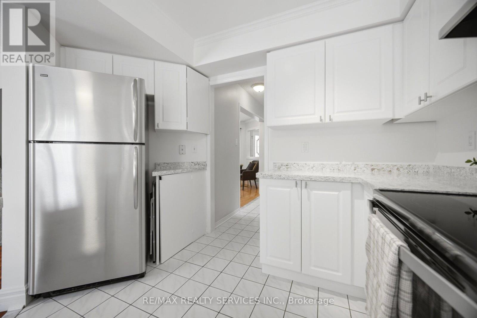 3229 FANLEAF DRIVE - 18