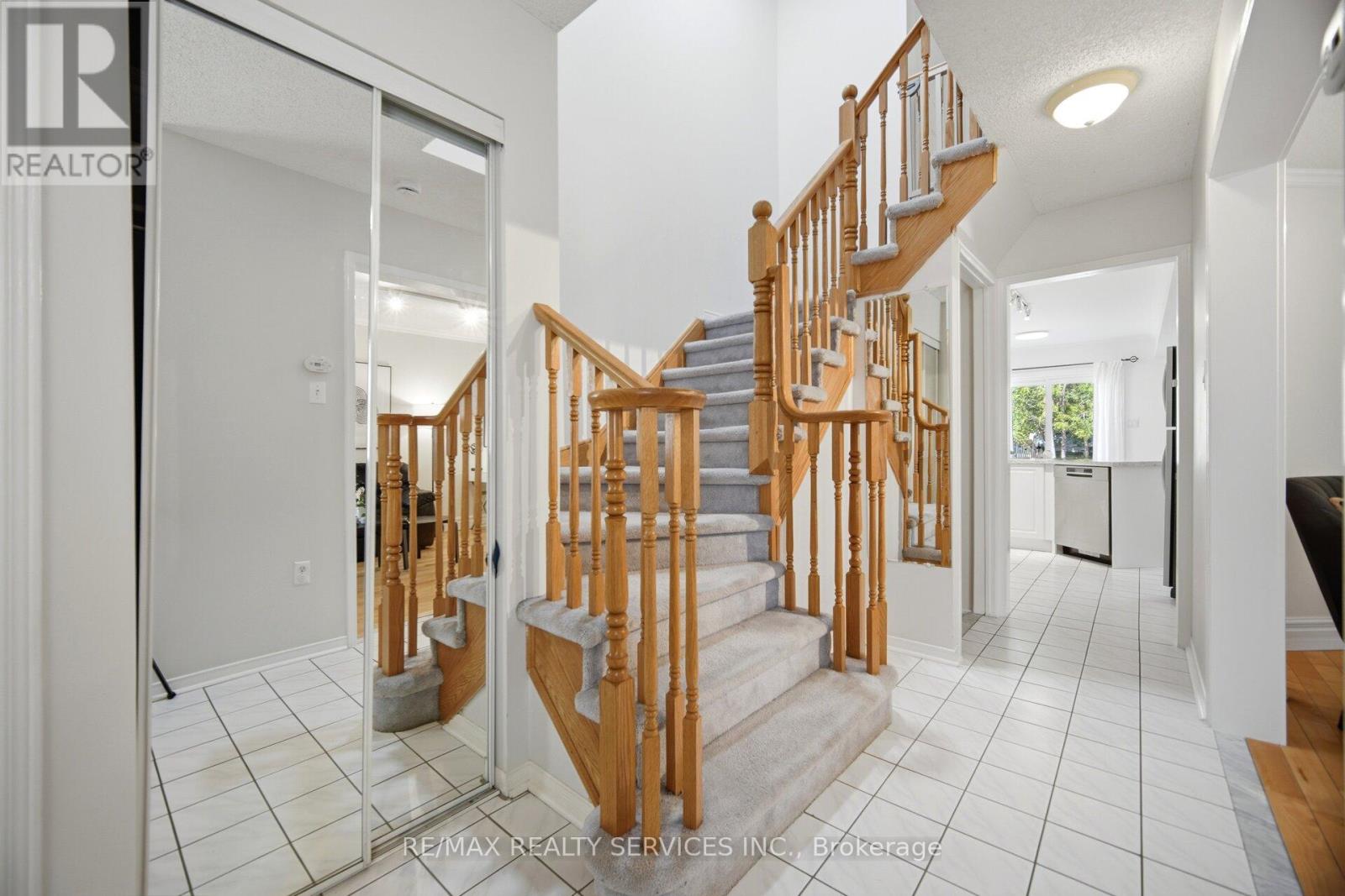 3229 FANLEAF DRIVE - 23