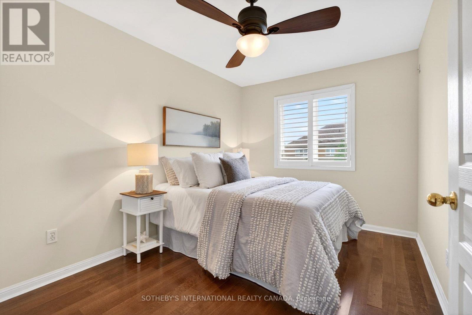 2238 STONE GLEN CRESCENT - 22