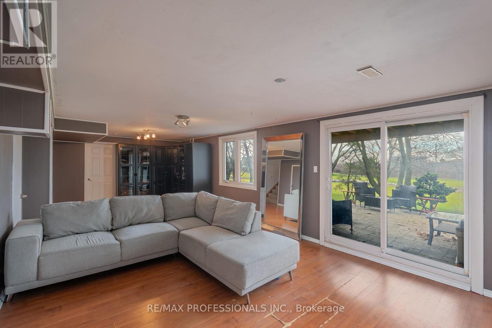 315 MARKLAND DRIVE - 30