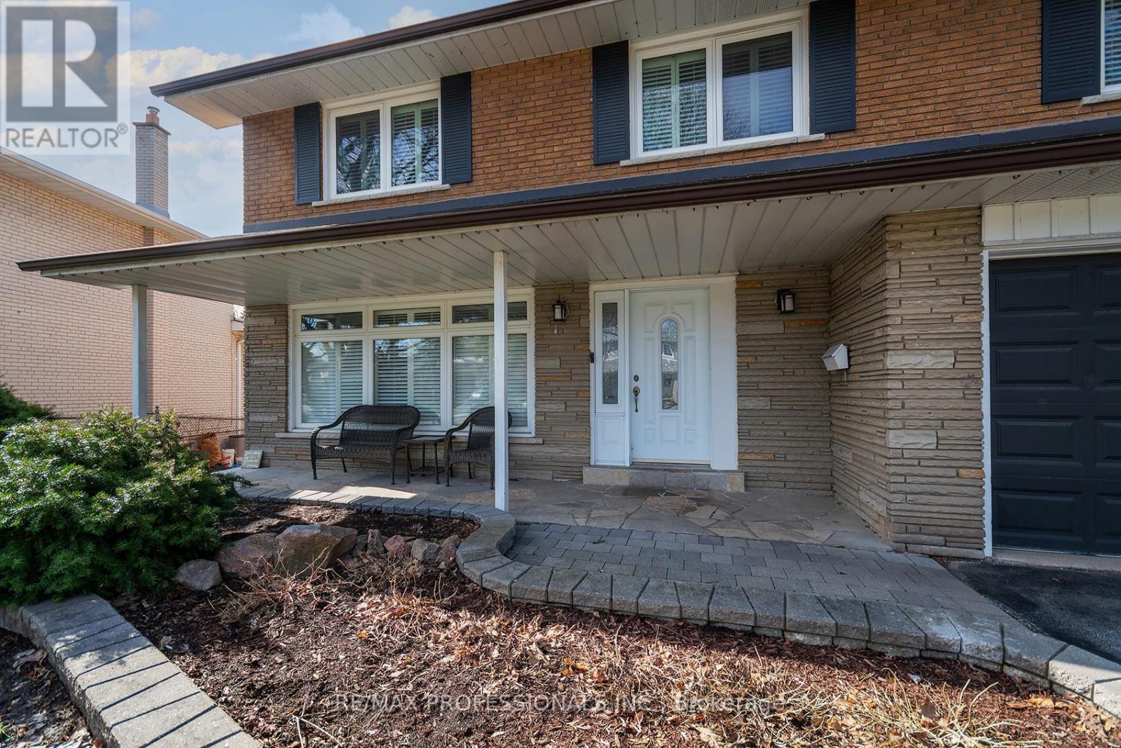315 MARKLAND DRIVE - 4