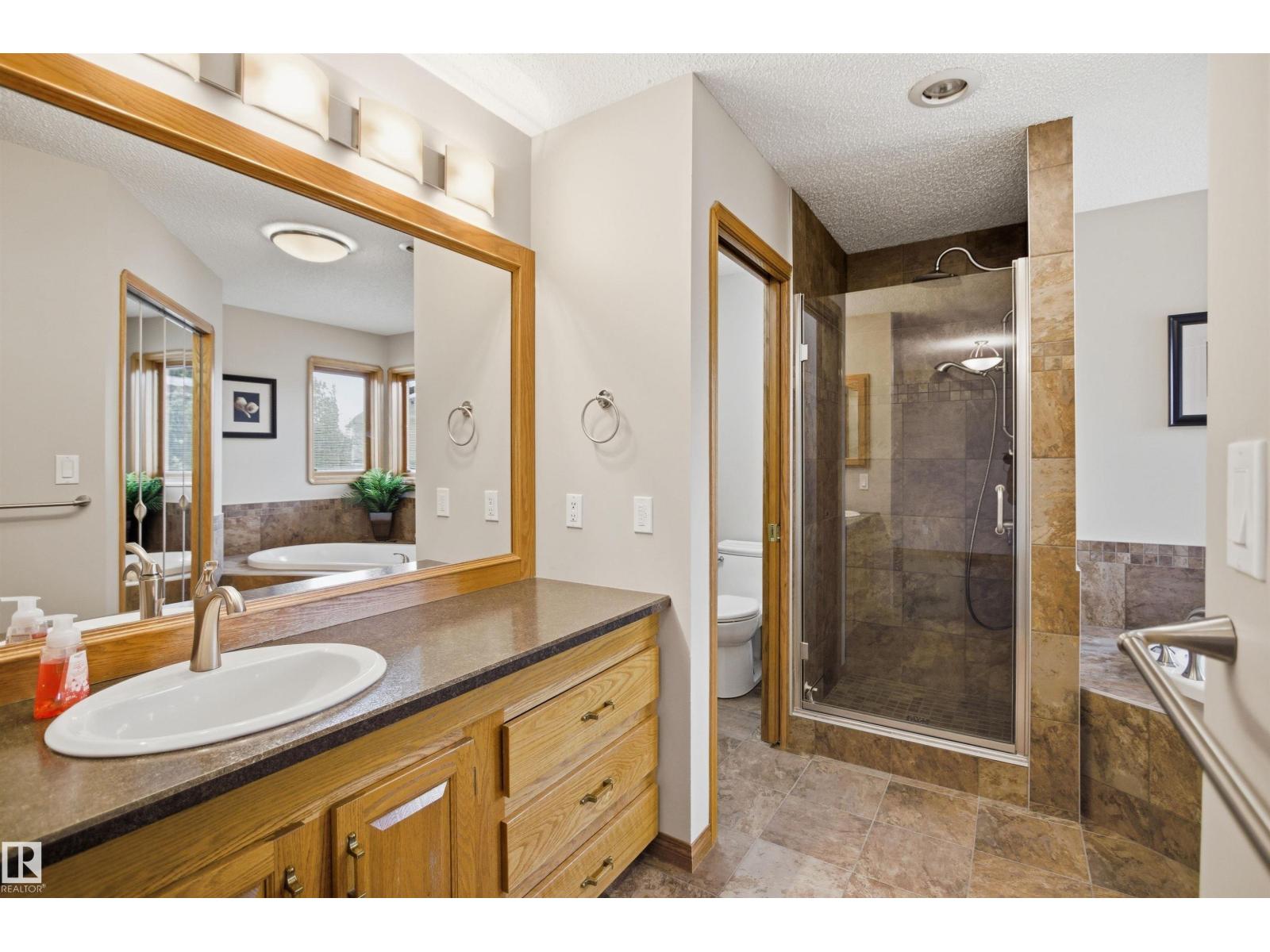 21 NEWPORT DR — photo 26