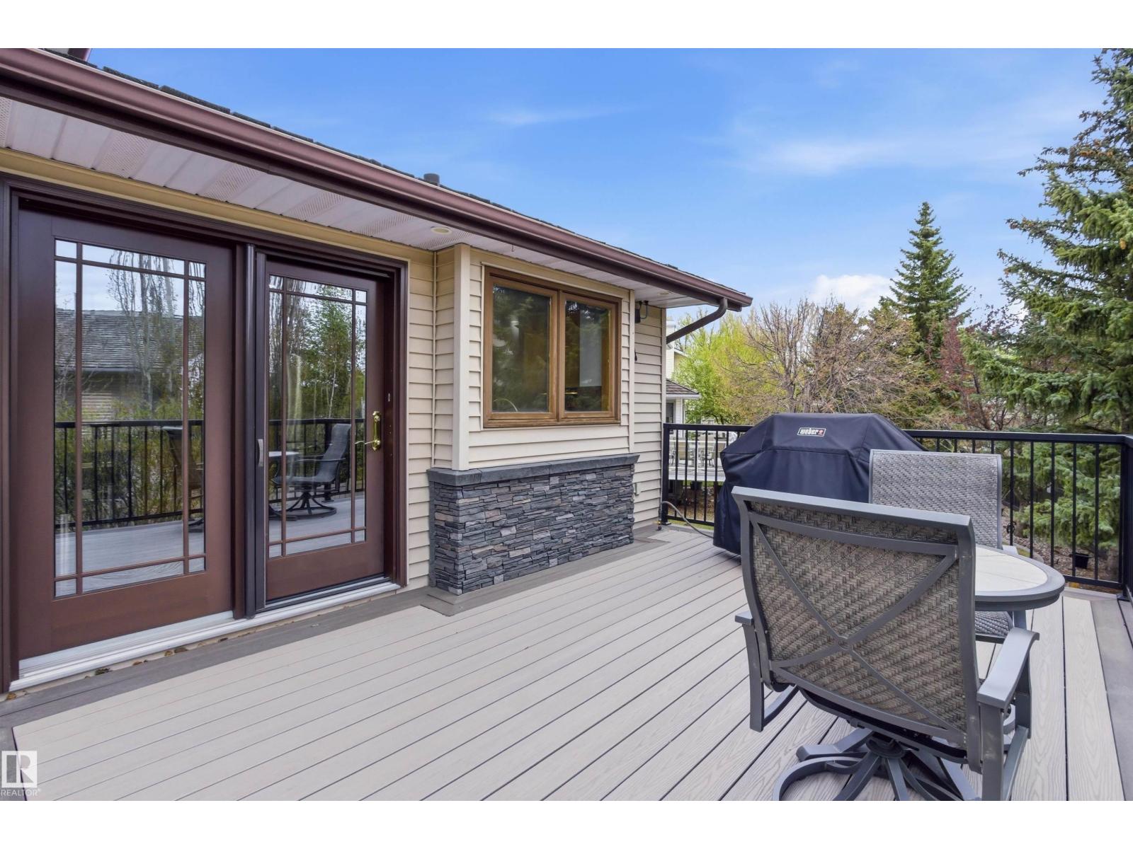 21 NEWPORT DR — photo 48