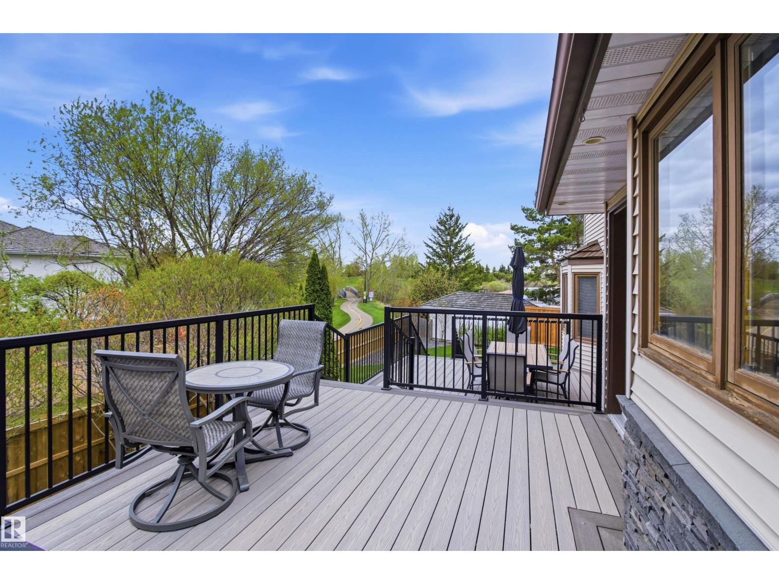 21 NEWPORT DR — photo 47