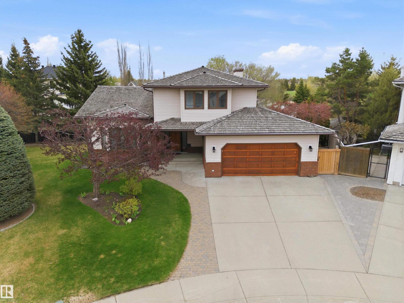 21 NEWPORT DR
