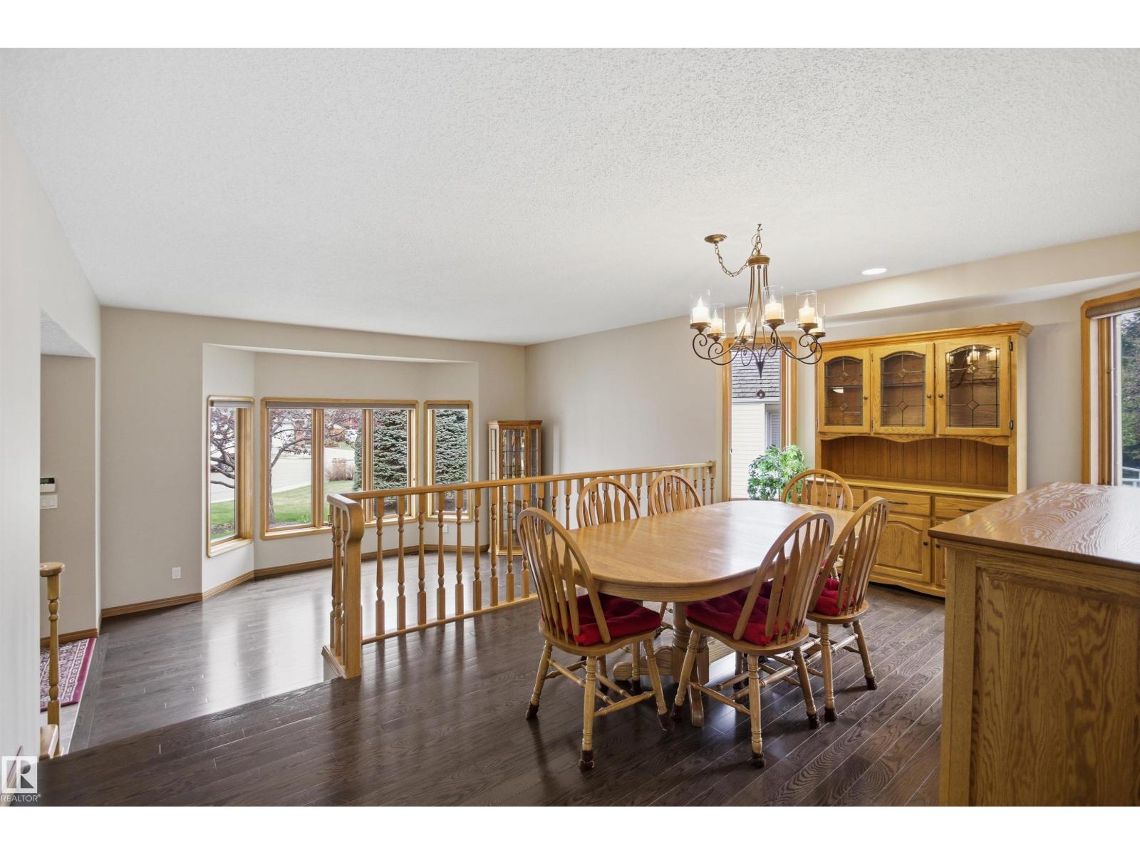 21 NEWPORT DR — photo 10