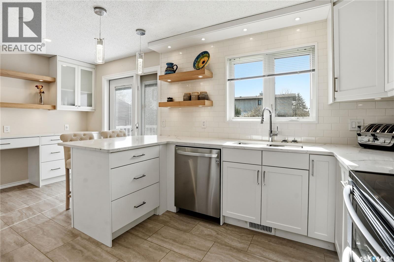 2815 Helmsing STREET - 4