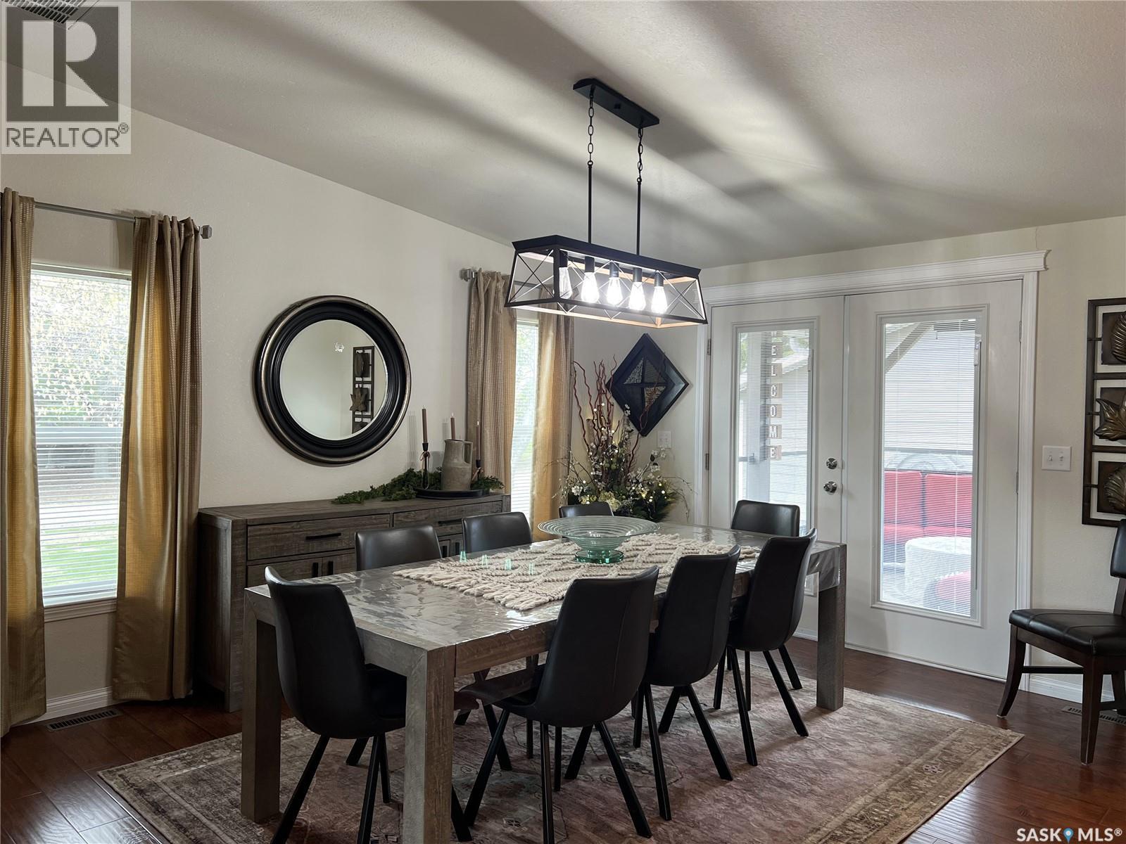 208 2nd AVENUE SE - 12