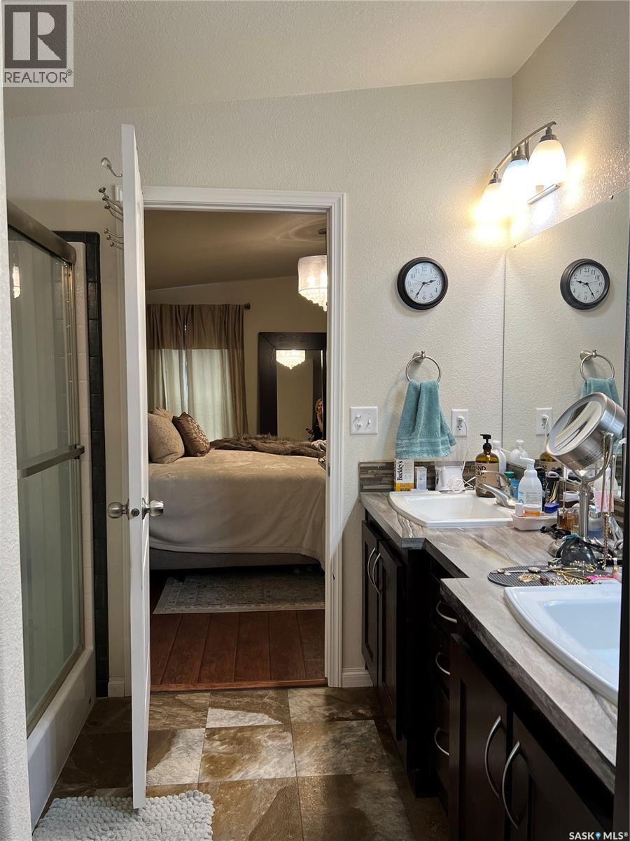 208 2nd AVENUE SE - 16
