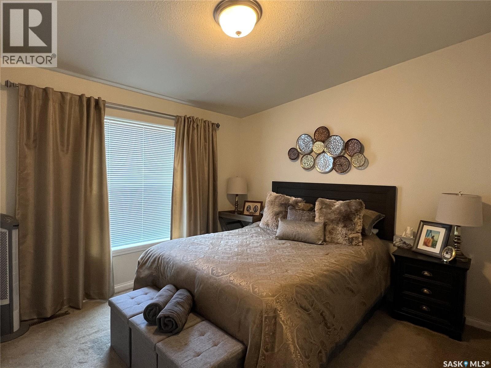 208 2nd AVENUE SE - 17