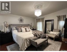 208 2nd Avenue Se, Dorintosh, SK S0M0T0 Photo 22