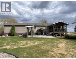 208 2nd Avenue Se, Dorintosh, SK S0M0T0 Photo 14