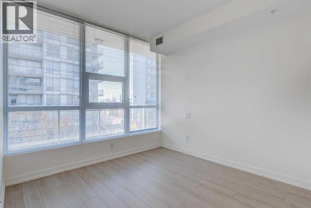 #314 51 Waterfront Mews SW - 14