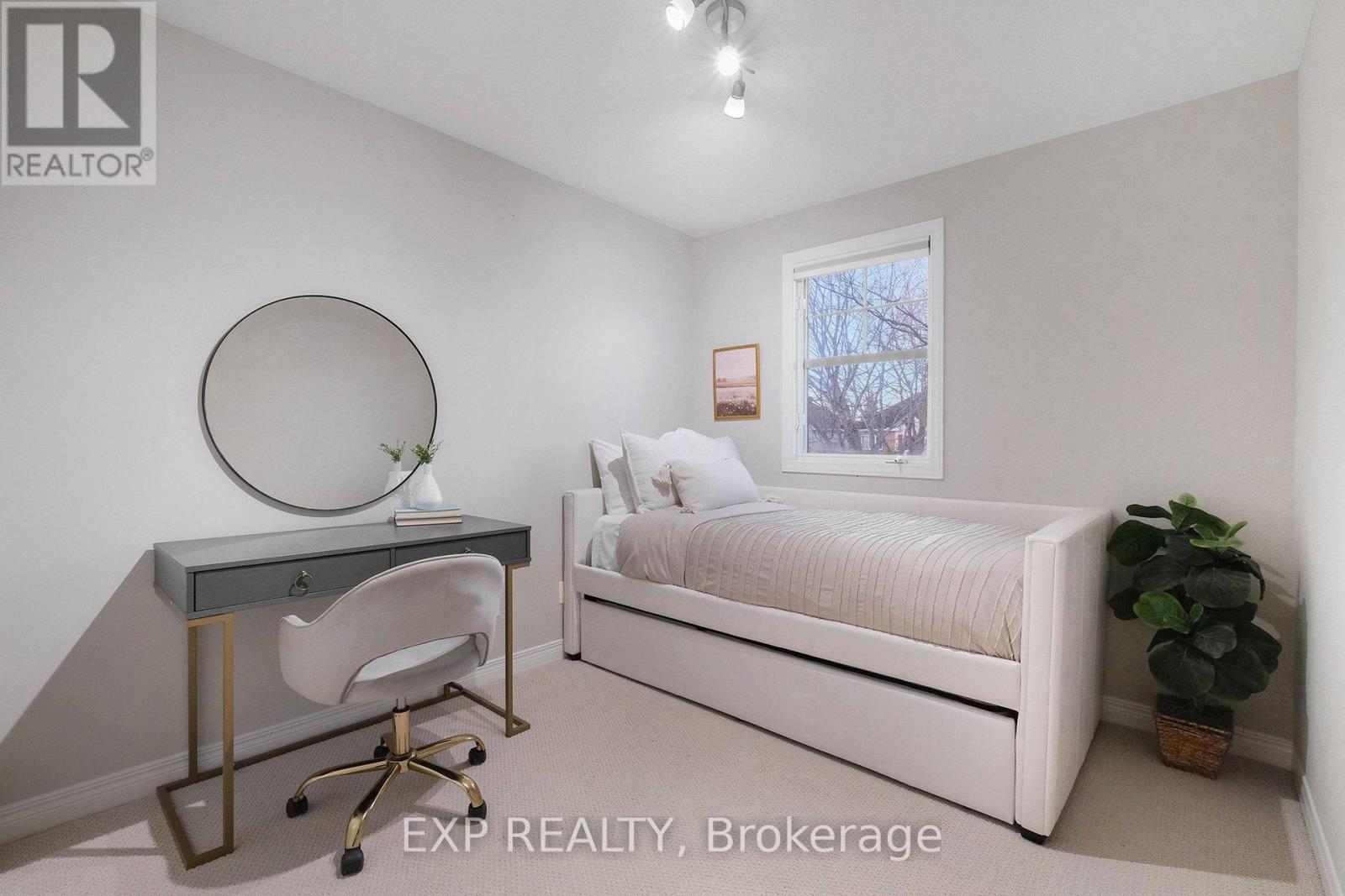 34 AVONMORE CRESCENT - 16