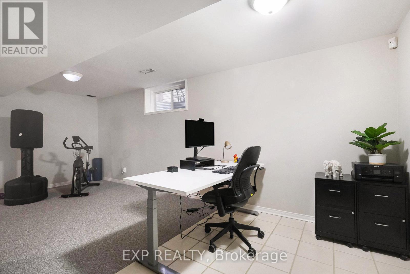 34 AVONMORE CRESCENT - 18