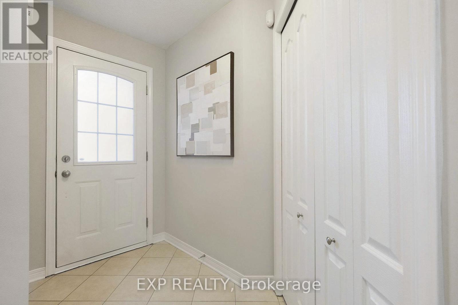 34 AVONMORE CRESCENT - 3