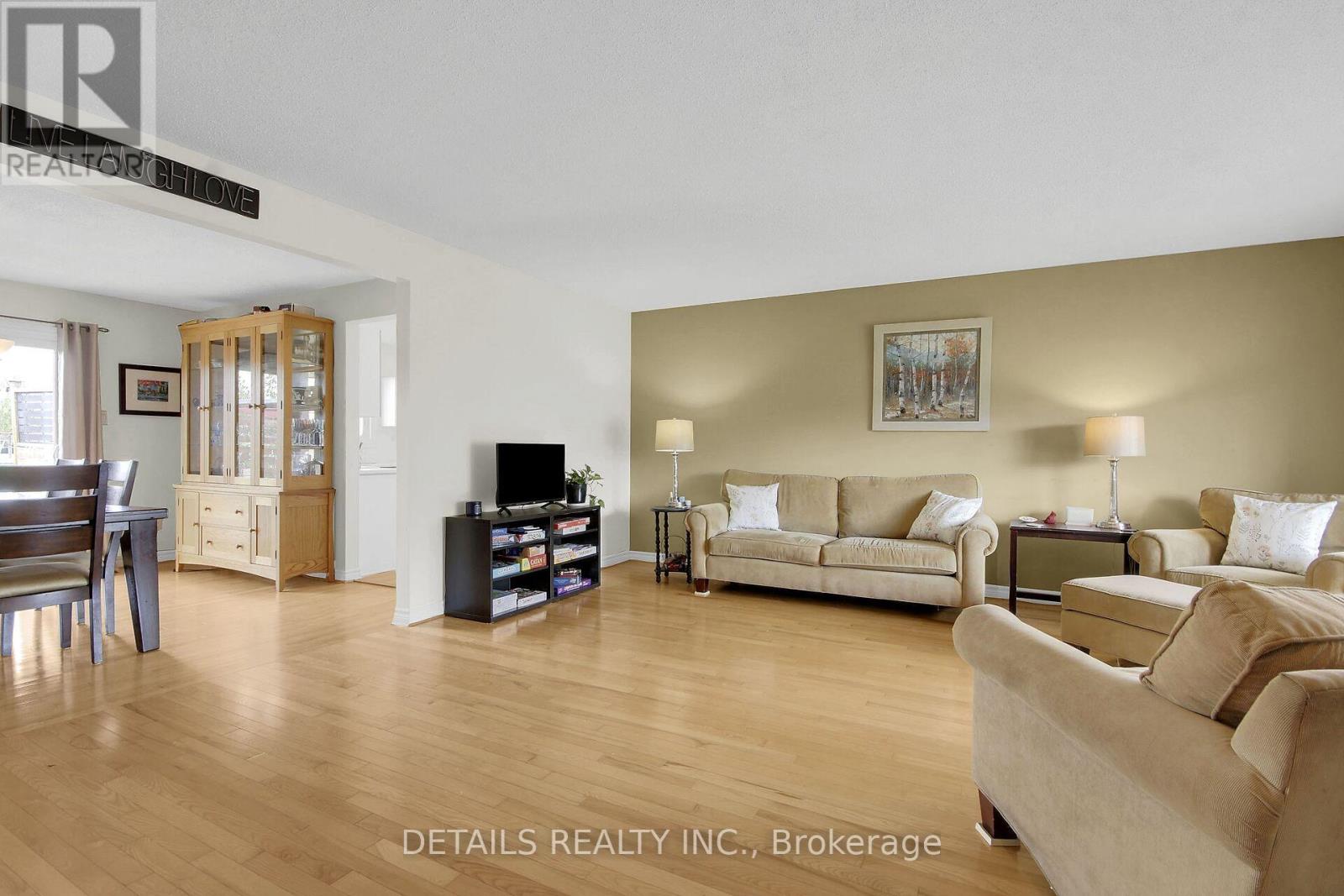 67 LAPOINTE BOULEVARD - 10