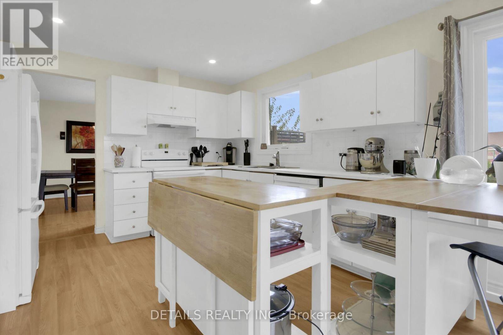 67 LAPOINTE BOULEVARD - 17