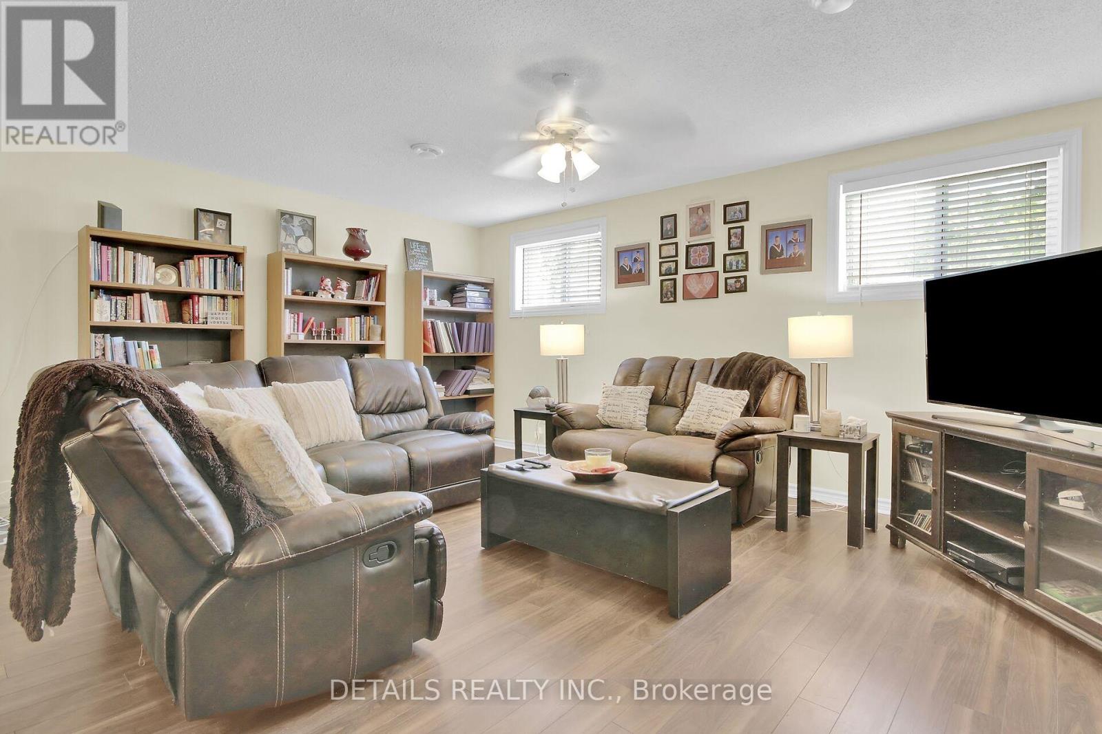 67 LAPOINTE BOULEVARD - 33