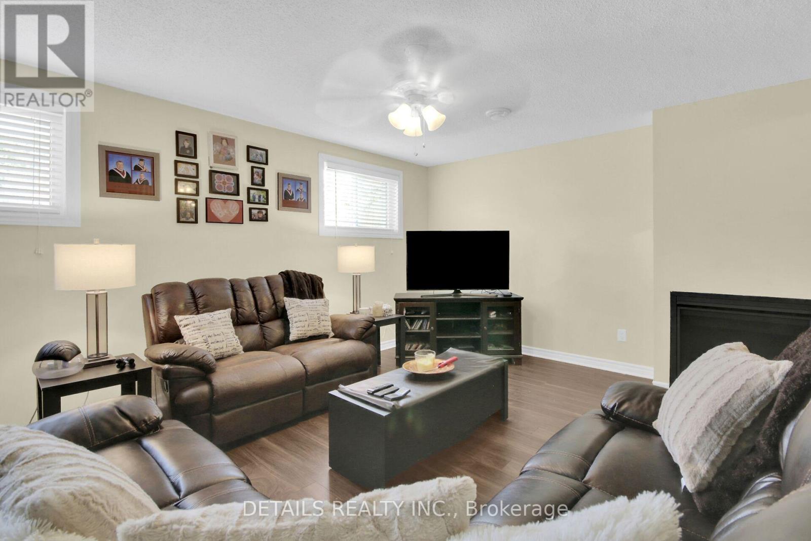 67 LAPOINTE BOULEVARD - 35