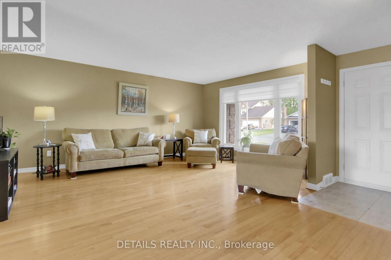 67 LAPOINTE BOULEVARD - 6
