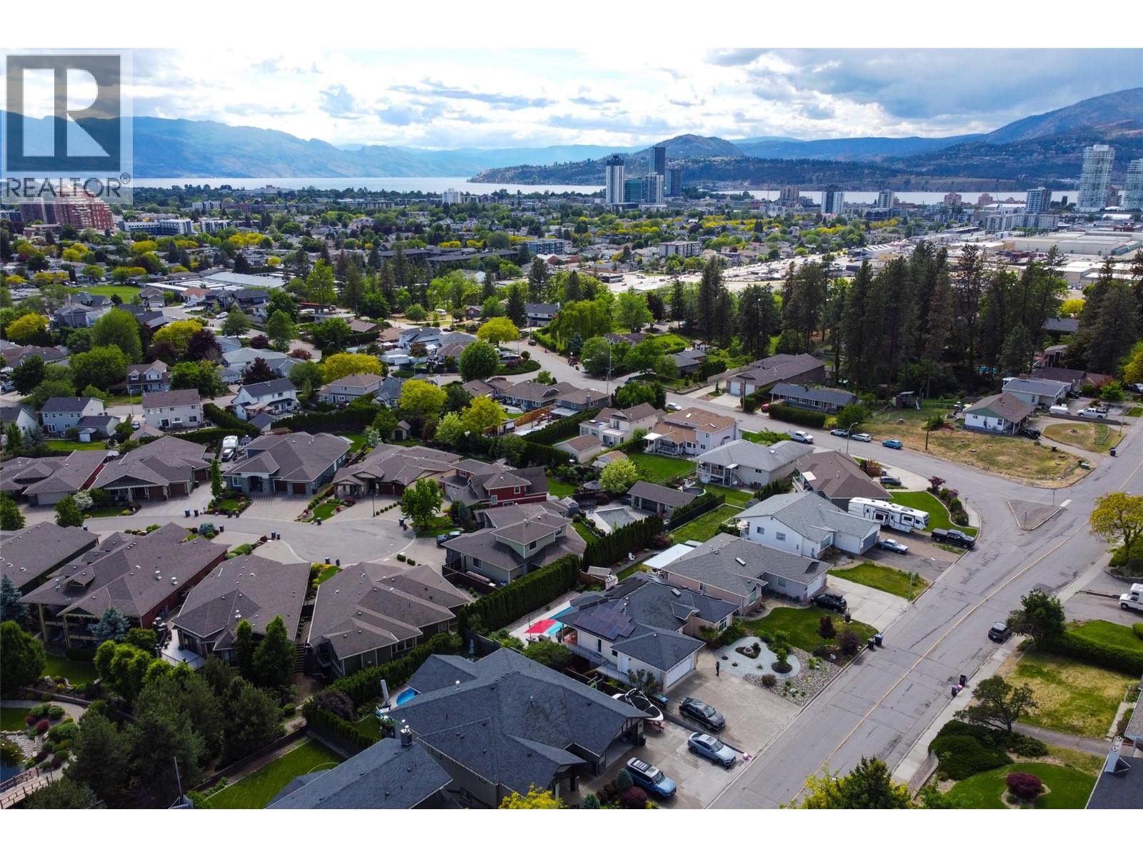  1321 Mountain Avenue, Kelowna