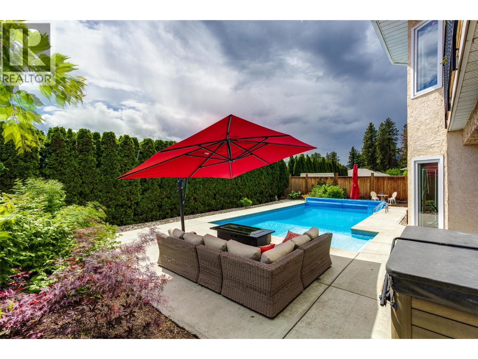  1321 Mountain Avenue, Kelowna