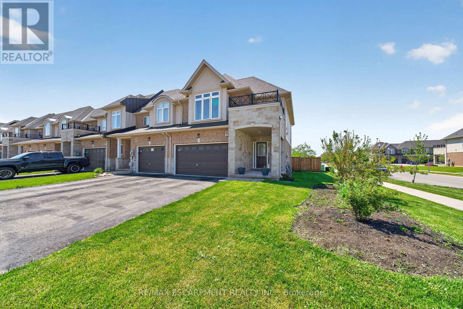 71 FOOTHILLS LANE - 3