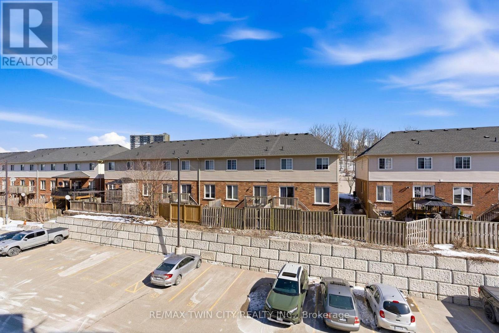 #306 155 WATER STREET S - 16