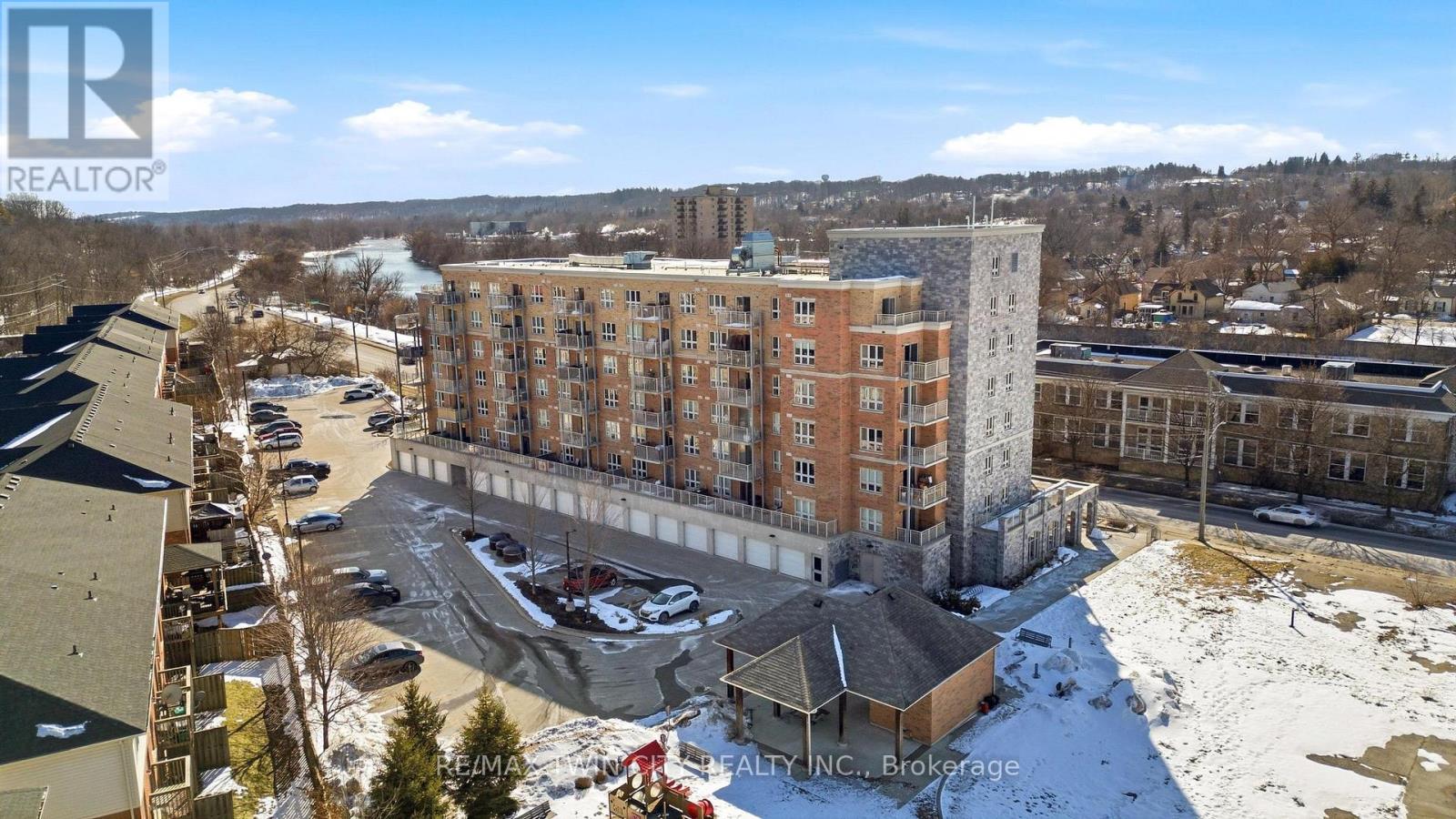 #306 155 WATER STREET S - 23