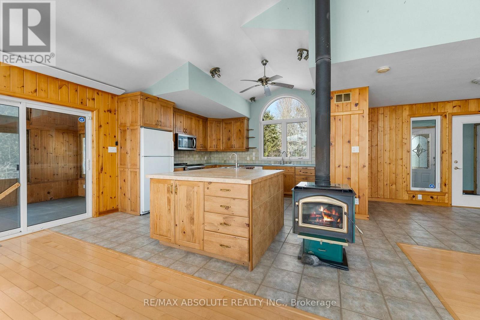 5749 LOGGERS WAY - 14