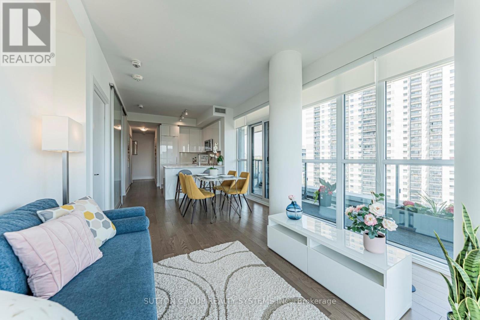 #807 181 BEDFORD ROAD - 39