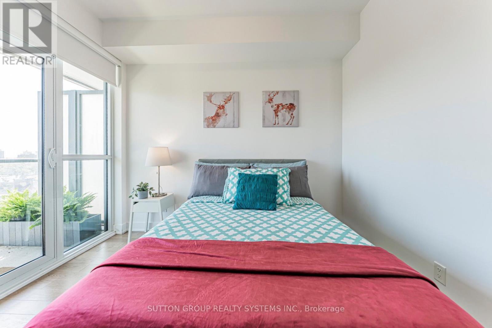 #807 181 BEDFORD ROAD - 45