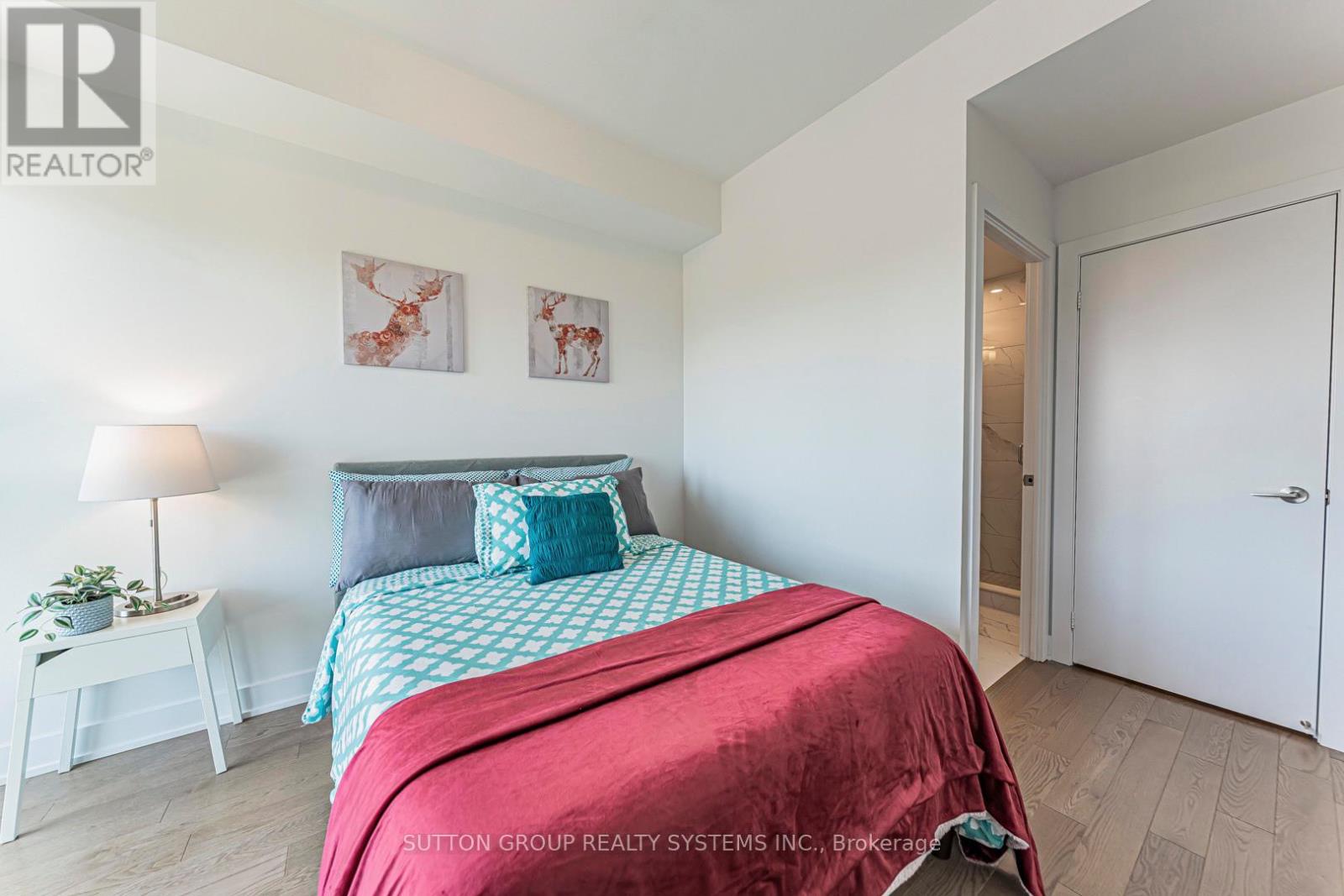 #807 181 BEDFORD ROAD - 49