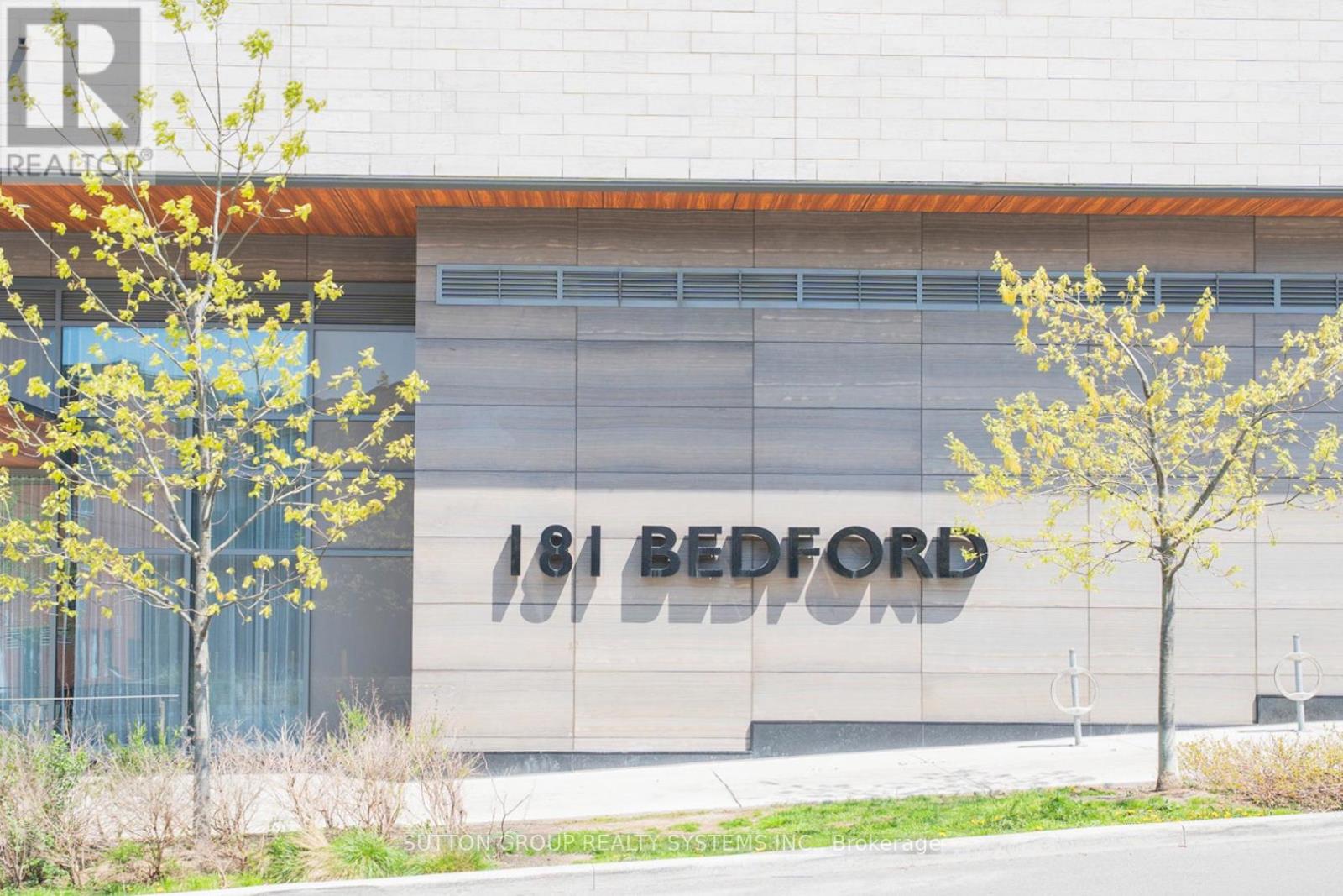 #807 181 BEDFORD ROAD - 7
