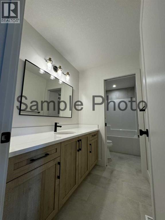 5320 120 Street - 12