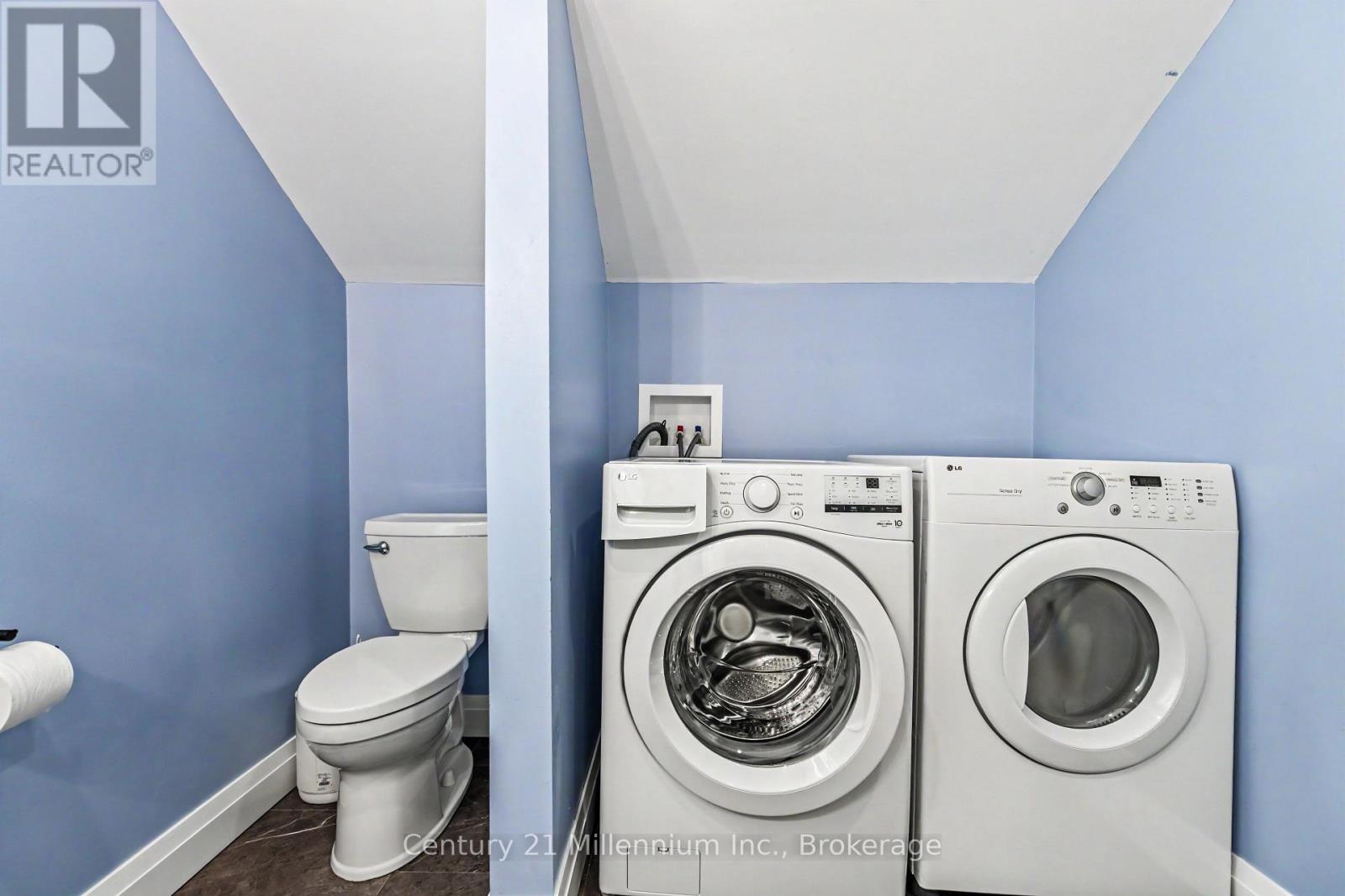 218 2ND AVENUE E - 48