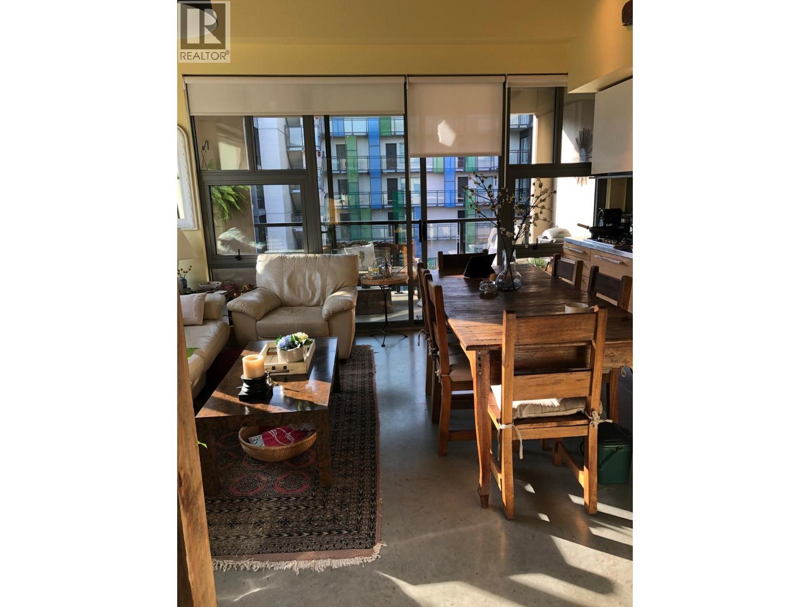 405 388 1 Avenue - photo 2